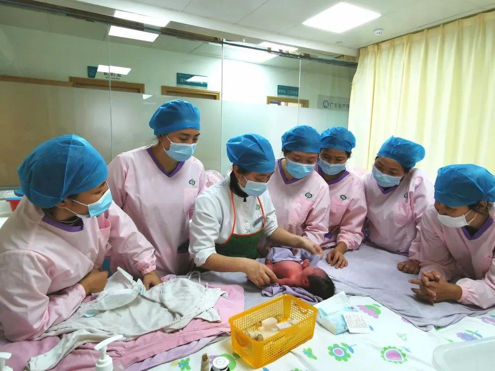 门源妇婴监护型护送
